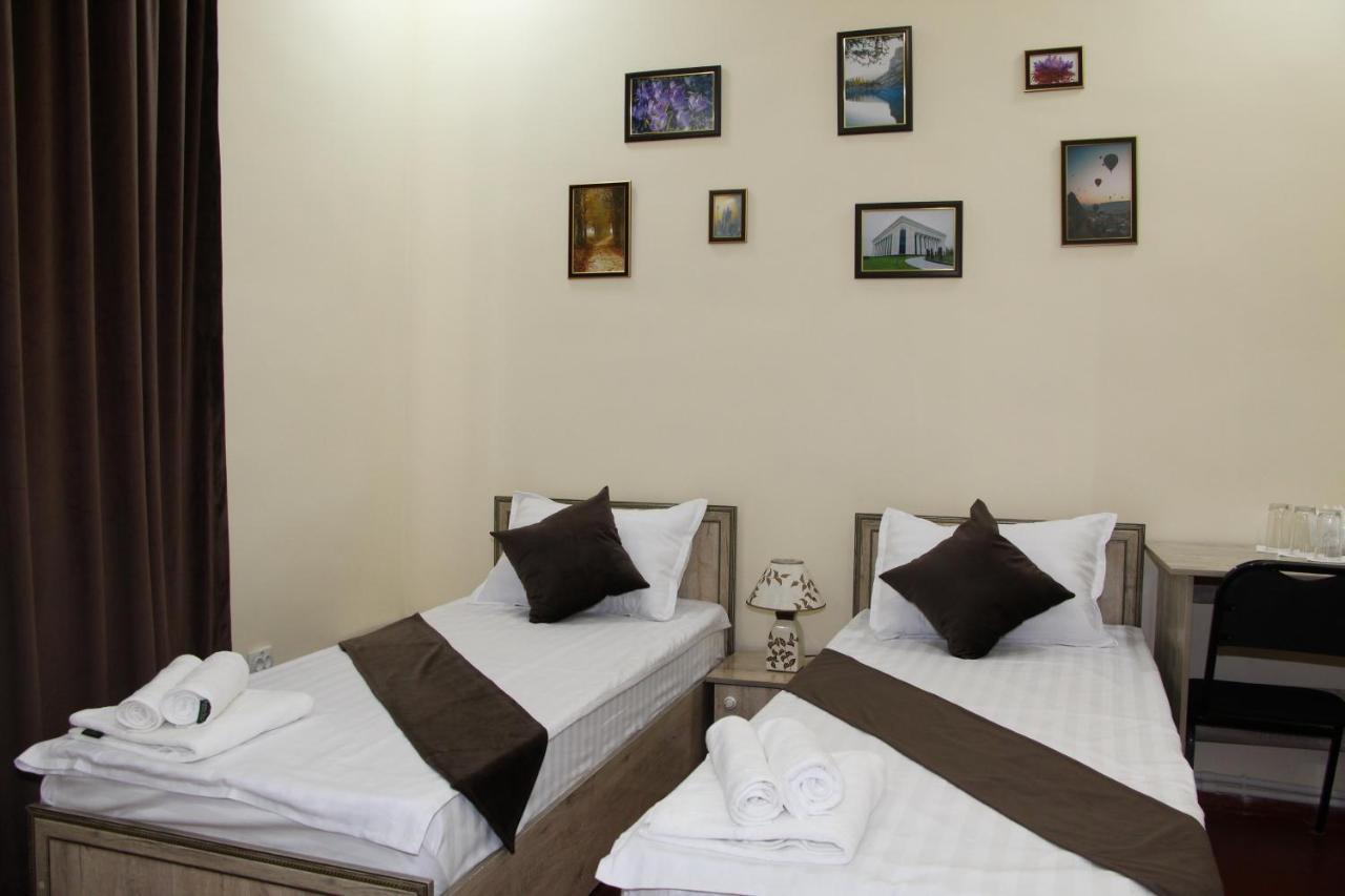 Zafaron Hotel Tashkent Luaran gambar