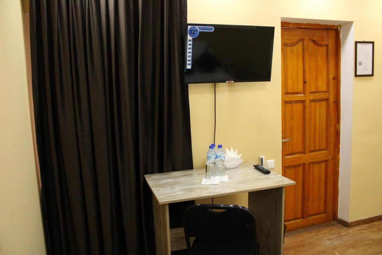 Zafaron Hotel Tashkent Luaran gambar