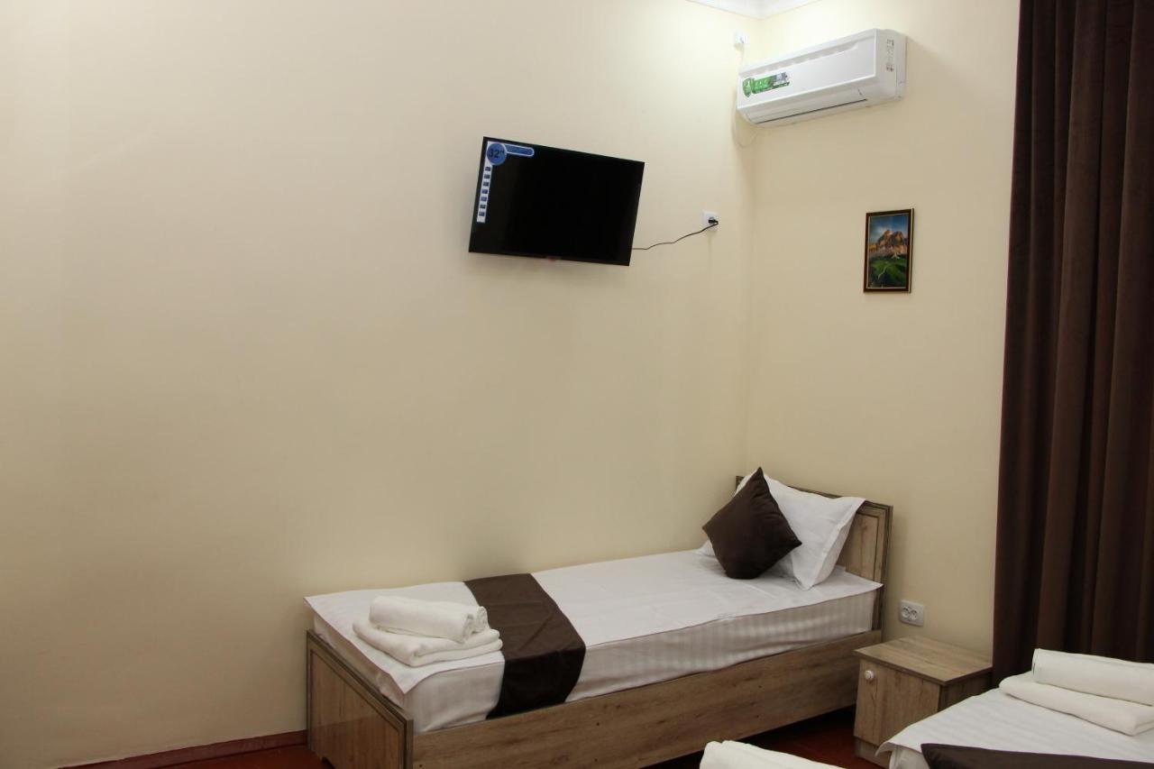 Zafaron Hotel Tashkent Luaran gambar