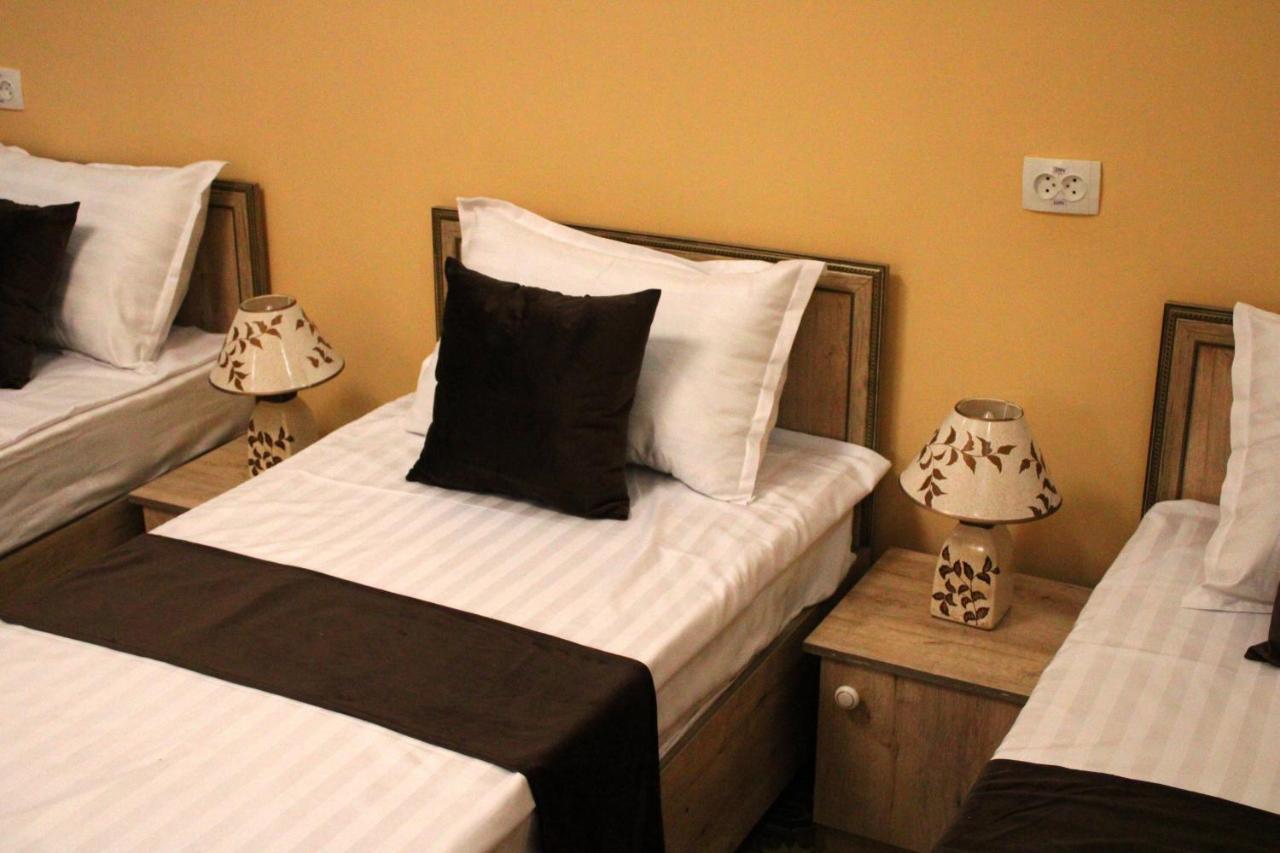 Zafaron Hotel Tashkent Luaran gambar